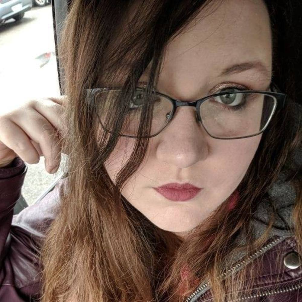 Meet your Posher, Dayna